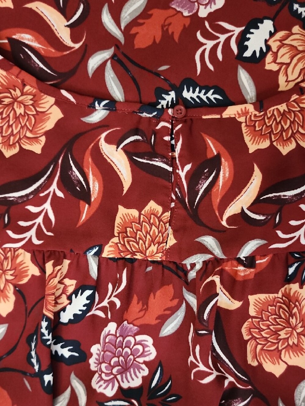 LOFT Outlet Red Floral Print Women’s Top - Picture 6 of 8